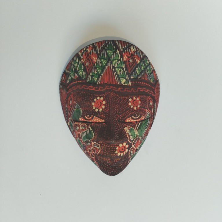 VÄGGMASK